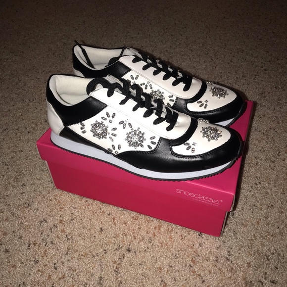 Bedazzled sneakers - Picture 3 of 5